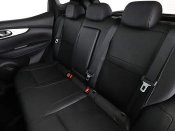 Nissan Qashqai II Crossover Facelifting 1.3 DIG-T  160KM 2018 Nissan Qashqai Automat Panorama Navi Kamera, zdjęcie 16