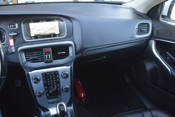 Volvo V40 II Hatchback 1.6 D2 115KM 2015 Volvo V40 1.6HDI Ocean Race nawi doinwestowany, zdjęcie 23