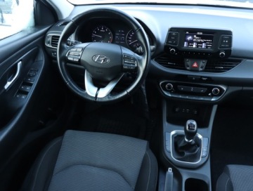 Hyundai i30 III Wagon 1.0 T-GDi 120KM 2019 Hyundai i30 1.0 T-GDI, Salon Polska, Serwis ASO, zdjęcie 6