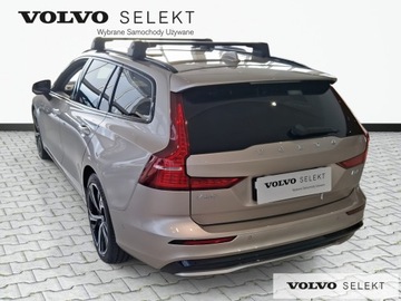 Volvo V60 II  Kombi Facelifting 2.0 B4 B 197KM 2025 Volvo V60 Volvo V60 B4 B Ultra Dark - Gwarancja do, zdjęcie 10