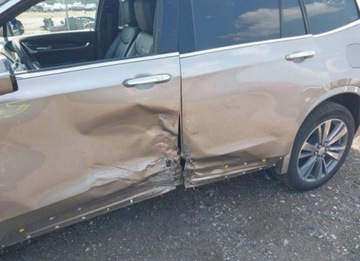 Cadillac 2023 Cadillac XT6 2023, 3.6L, 4x4, PREMIUM LUXURY, od ubezpieczalni, zdjęcie 5