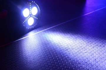 Светодиодная фара 3x 4W RGBW DMX Pilot