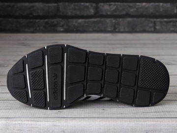 Спортивная обувь Adidas Swift Run X J G55540