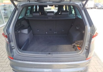 Skoda Kodiaq I SUV Facelifting 1.5 TSI 150KM 2022 Skoda Kodiaq Sportline Park Asist Rolety 230V 1.5TSI 150KM DSG Salon PL ASO, zdjęcie 11