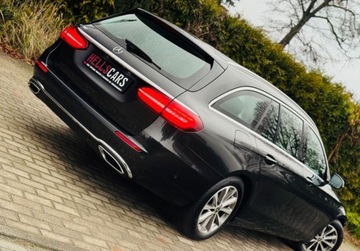 Mercedes Klasa E W213 Limuzyna Facelifting 2.0 E200 197KM 2021 Mercedes-Benz Klasa E 2,0 197psHybr 9G LIFT Full Led Skora Duza Navi Virtu, zdjęcie 8