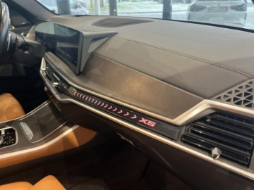 BMW X5 G05 SUV Facelifting 3.0 30d 298KM 2026 BMW X5 xDrive30d Sport Suv 2.0 (298KM) 2026, zdjęcie 11