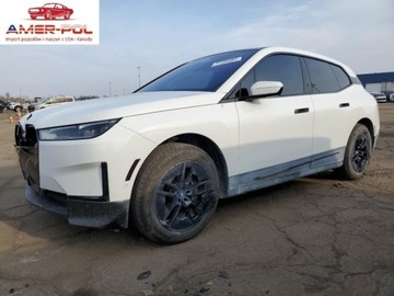 BMW iX 2024 BMW iX XDrive50 2024 Elektryczny 516KM