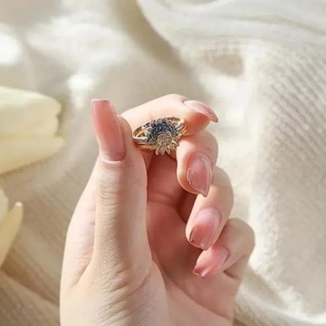 2023 New In Summe Couple Rings Celestial Blue Sparkling Moon and Sun Ring
