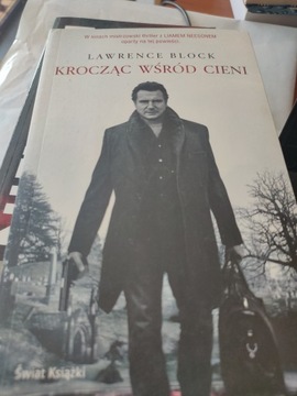 Krocząc wśród cieni