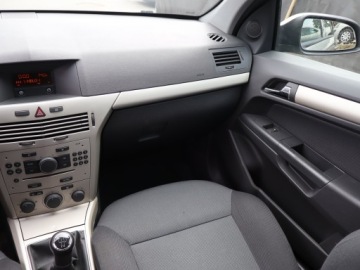 Opel Astra H Hatchback 5d 1.4 TWINPORT ecoFLEX 90KM 2007 Opel Astra 1.4 16V, Salon Polska, Klima, El. szyby, zdjęcie 7