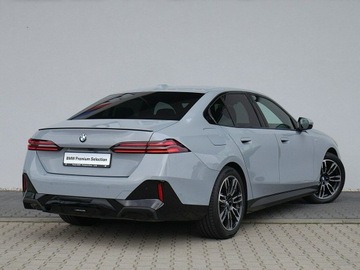 BMW Seria 5 G90-91 Touring 2.0 520d 197KM 2024 BMW 520 xDrive, M-pakiet, Harman Kardon, Faktura V, zdjęcie 3