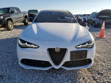 Alfa Romeo Giulia II 2024 Alfa Romeo Giulia 2024 Alfa Romeo Giulia Ti RWD 2.0 Benzyna 280KM, zdjęcie 5