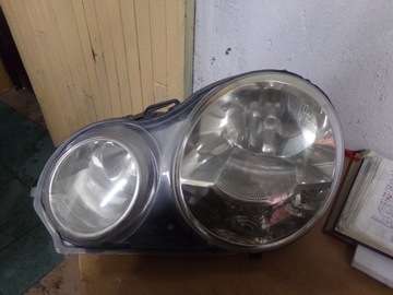 Lampa przednia VW Polo 9N