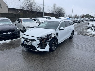 Kia Ceed III Kombi Facelifting 1.6 GDI PHEV 141KM 2023 Kia Cee&#039;d Hybryda Plug IN Automat Kamera