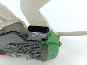 HYUNDAI I40 2012 PRAVÁ STRANA ZÁMEK DVEŘE ZADNÍCH