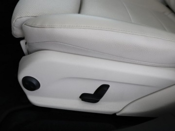 Mercedes Klasa E W213 2019 Mercedes E 200 automat jasne skóry full LED duże, zdjęcie 39