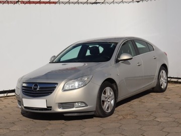 Opel Insignia I Hatchback 2.0 CDTI ECOTEC 130KM 2012 Opel Insignia 2.0 CDTI, Salon Polska, Serwis ASO, zdjęcie 1