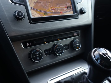 Volkswagen Passat B8 Variant 2.0 TDI BlueMotion SCR 150KM 2017 VW Passat 2.0 TDI, Salon Polska, Navi, Klima, zdjęcie 19