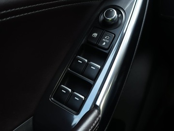 Mazda 6 III Sedan Facelifting 2016 2.5 SKYACTIV-G I-ELOOP 192KM 2017 Mazda 6 2.5 Skyactiv-G, Salon Polska, Serwis ASO, zdjęcie 19