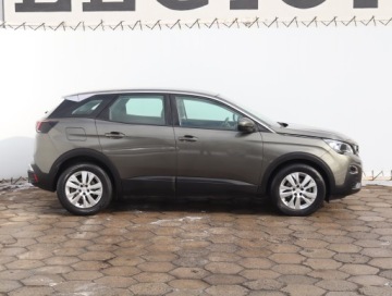 Peugeot 3008 II Crossover 1.2 PureTech 130KM 2018 Peugeot 3008 1.2 PureTech, Navi, Klima, zdjęcie 5