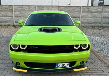 Dodge Challenger III 2015 Dodge Challenger Dodge Challenger 6.4 SRT Scat Pack SHAKER alpine alcantar, zdjęcie 10