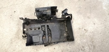 OPEL ASTRA IV J PODSTAWA AKUMULATORA 13354420