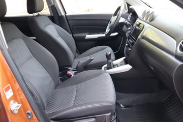 Suzuki Vitara III SUV 1.6 VVT 120KM 2018 Suzuki Vitara 1.6 VVT, Salon Polska, Klima, zdjęcie 8