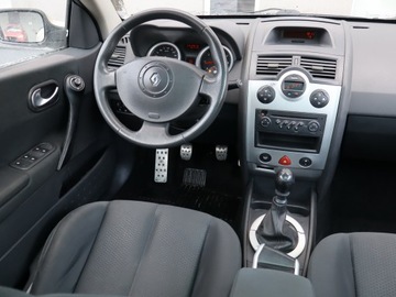 Renault Megane II Cabrio 2.0 i 16V 135KM 2006 Renault Megane 2.0 16V , Klima, Klimatronic,ALU, zdjęcie 6