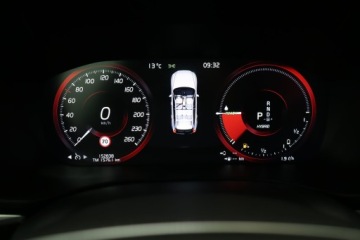 Volvo XC60 II Crossover T8 Twin Engine 390KM 2020 Volvo XC60 T8 Twin Engine, Salon Polska, zdjęcie 10