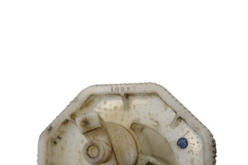 MITSUBISHI OUTLANDER SENZOR ÚROVNI KAPALINY DO OSTŘIKOVAČŮ 2015 RHD