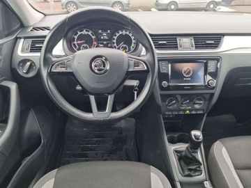 Skoda Rapid II Liftback Facelifting 1.0 TSI 110KM 2017 Skoda RAPID Skoda RAPID 1.0 TSI Ambition, polski salon, Benzyna 110KM, zdjęcie 14