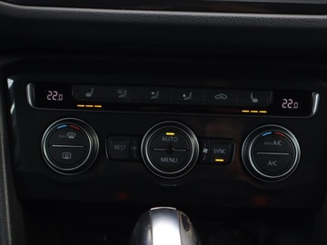 Volkswagen Tiguan II SUV 1.5 TSI EVO 150KM 2020 VW Tiguan 1.5 TSI, Salon Polska, Serwis ASO, DSG, zdjęcie 19