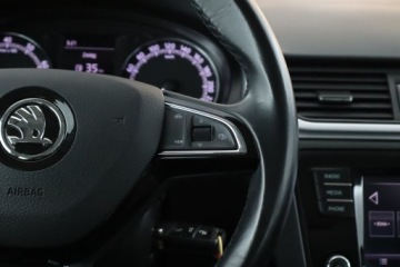 Skoda Rapid II Liftback Facelifting 1.0 TSI 95KM 2018 Skoda Rapid 1.0 TSI, Salon Polska, Klima, zdjęcie 14