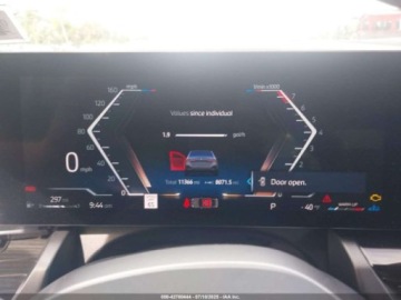 BMW Seria 5 G90-91 2025 BMW Seria 5 540i xDrive 2025 3.0l 3.0 Benzyna 375KM, zdjęcie 10