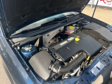 Opel Vectra C Sedan 2.2 ECOTEC 147KM 2003 Opel Vectra XENONY KLIMATYZACJA KOMPUTER 147 KONI ALUFELGI ZAREJESTROWANY, zdjęcie 16