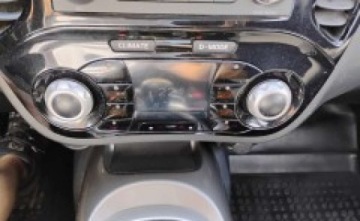 Nissan Juke I SUV 1.6i 117KM 2013 Nissan Juke 2013r, Salonowy. 1.6 BenzynaLPG. Delikatnie uszkodzony przod., zdjęcie 15