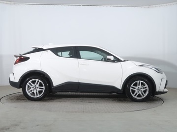 Toyota C-HR I Crossover Facelifting 1.8 Hybrid 122KM 2022 Toyota C-HR 1.8 Hybrid, Serwis ASO, Automat, zdjęcie 5