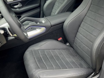 Mercedes GLE V167 SUV Facelifting 3.0 450d 367KM 2025 MERCEDES-BENZ GLE 450 d 4-Matic AMG Line 3.0 (367KM) 2025, zdjęcie 4