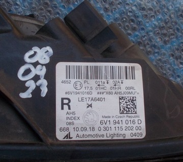 SKODA FABIA III 3 FACELIFT 6V SVĚTLO LED PŘEDNÍ PRAVÁ