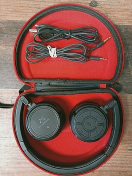 Słuchawki bezprzewodowe nauszne SoundMAGIC BT30