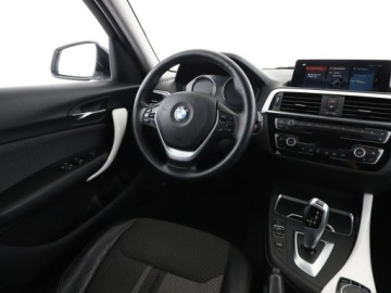 BMW Seria 1 F40 2019 BMW 118 2.0d Automat Urban Line Navi Tempomat, zdjęcie 15