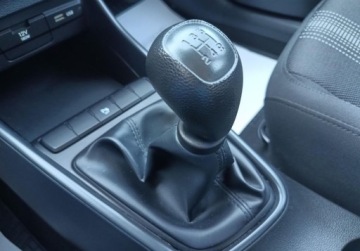 Hyundai i20 III Hatchback 1.2 MPI 84KM 2022 Hyundai i20 1.2 MPI 84KM Classic Salon PL VAT 23 1.2 Benzyna 84KM, zdjęcie 24