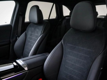 Mercedes GLC C254/X254 Coupe 2.0 200 204KM 2026 MERCEDES-BENZ GLC 200 4-Matic AMG Line 2.0 (204KM) 2026, zdjęcie 8