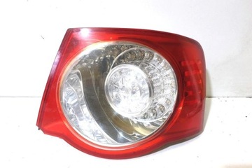 PRAVÁ SVĚTLO KRYT KUFRU VW JETTA III (1K2) 1K5945096 2006