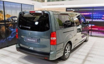 Toyota 2024 Toyota Proace Verso Verso 2.0 D4-D Long Family aut 2.0 Diesel 177KM, zdjęcie 14
