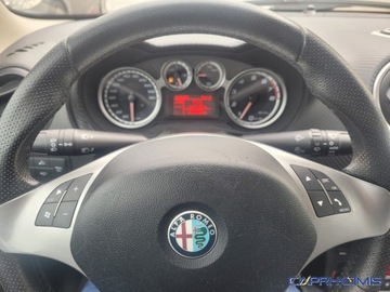 Alfa Romeo MiTo Hatchback 3d 1.4 MultiAir 16v 105KM 2013 Alfa Romeo Mito 1.4i Tourismo bogata wersja 1.4 Benzyna 105KM, zdjęcie 12