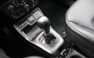 Jeep Compass II SUV Facelifting 1.3 GSE T4 150KM 2021 Jeep Compass S 1.3 DDCT 150KM Swietnie Wyposazony 1.3 Benzyna 150KM, zdjęcie 9