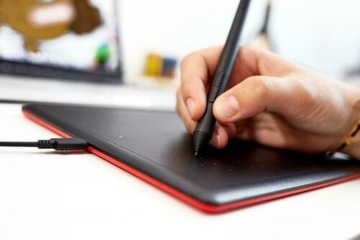 Набор графического планшета One by Wacom M CTL-672N со стилусом LP-190K