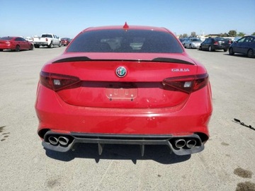 Alfa Romeo Giulia II 2022 Alfa Romeo Giulia Quadrifoglio 2022 2.9l 2.9 Benzyna 505KM, zdjęcie 2