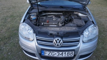 Volkswagen Jetta V 1.4 TSI 122KM 2010 Volkswagen Jetta zarejestrowany, ubezpieczony., zdjęcie 12